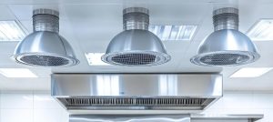 Ventiladores y Extractores: Guía de Compra Inteligente | Tecnología de Motor (DC Inverter), Flujo de Aire (CFM) y Ahorro Energético